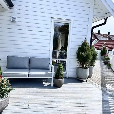 Nydelig Hus Med Utsikt *